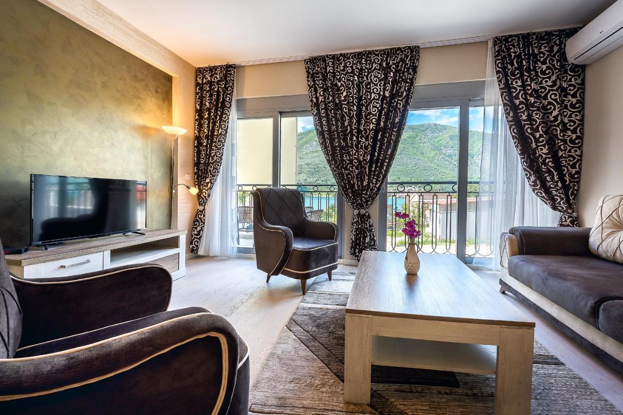 2Montenegro Limeta Apartments With Pool Kotor Exteriér fotografie