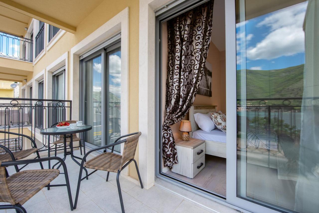 2Montenegro Limeta Apartments With Pool Kotor Exteriér fotografie