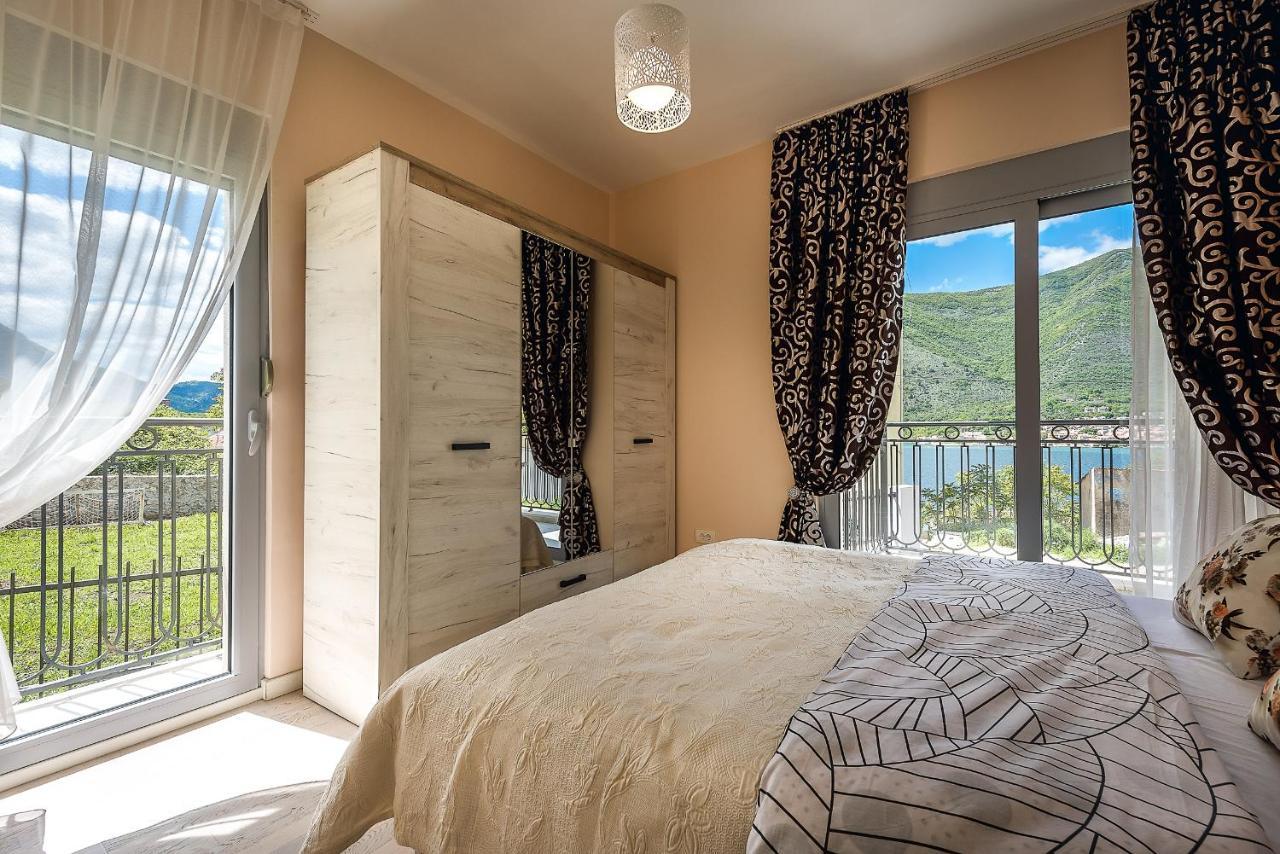 2Montenegro Limeta Apartments With Pool Kotor Exteriér fotografie