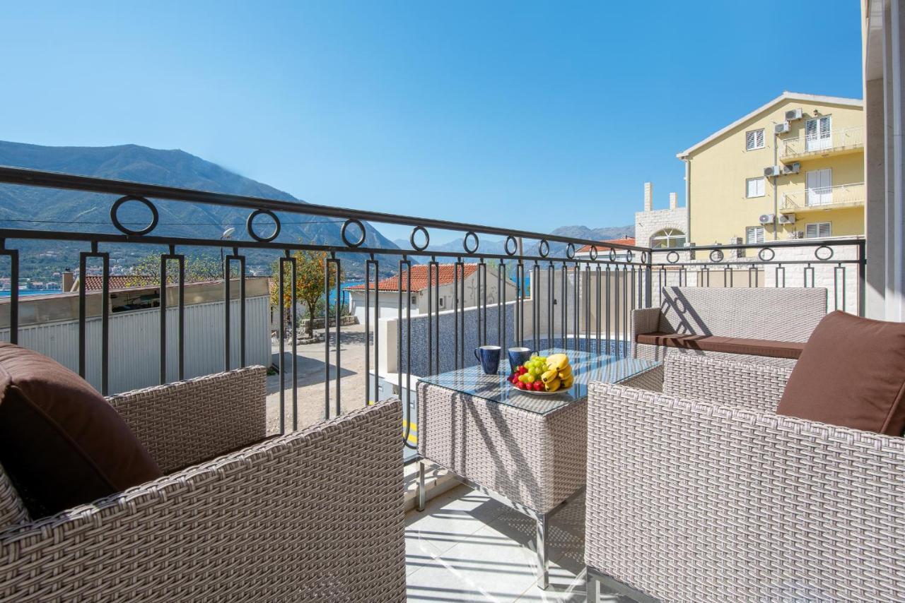 2Montenegro Limeta Apartments With Pool Kotor Exteriér fotografie